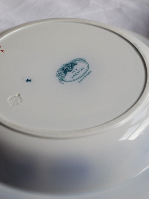 Set of 4 Antique Davenport Shallow Ivy Wreath Bowls