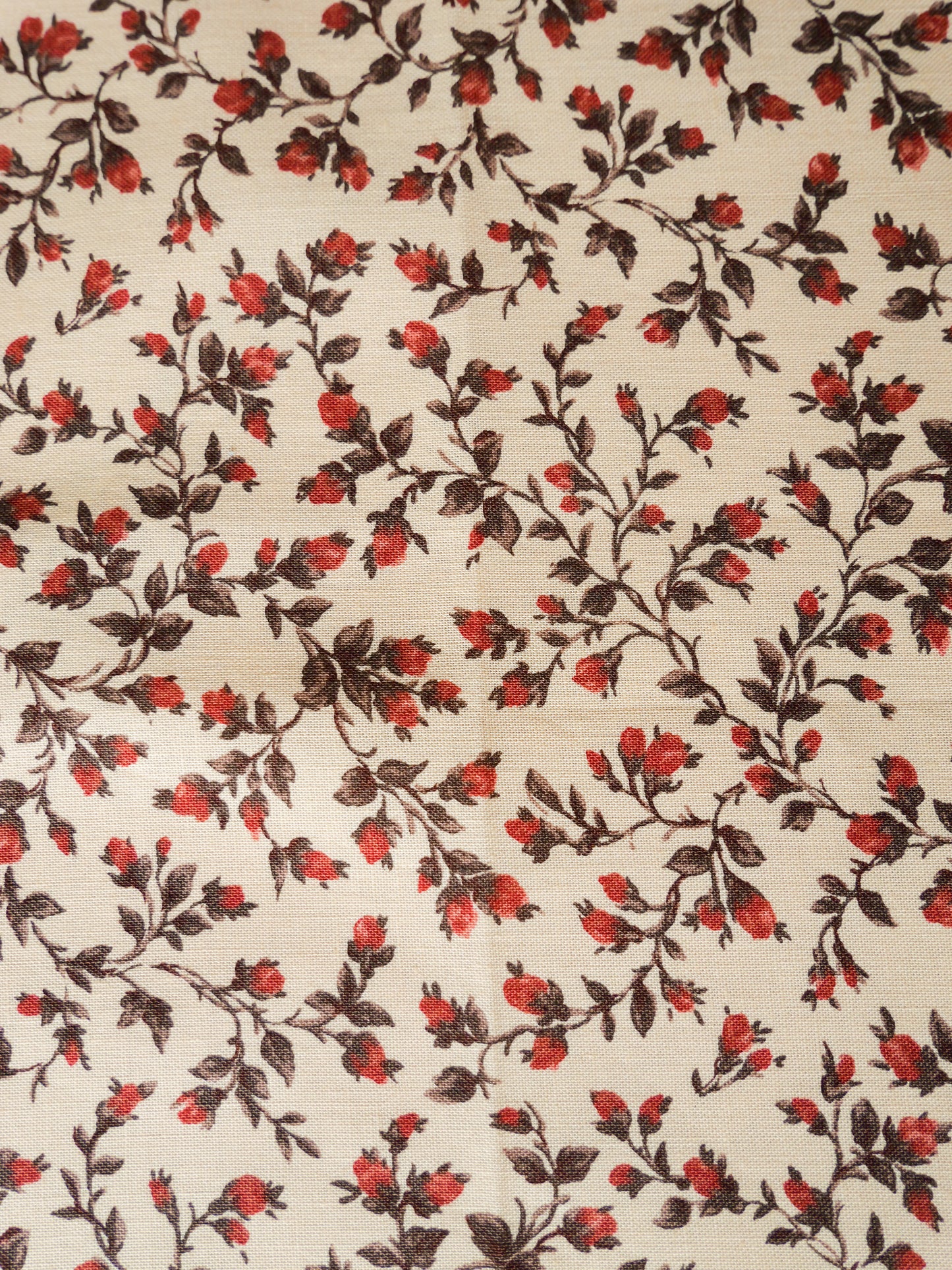 REMNANT: Vintage ‘Cornish Rosebuds’ by Makower Cotton