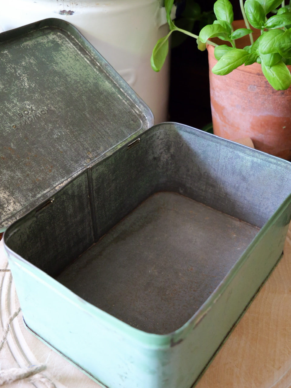 Vintage Green Metal ‘Sandwich Box’
