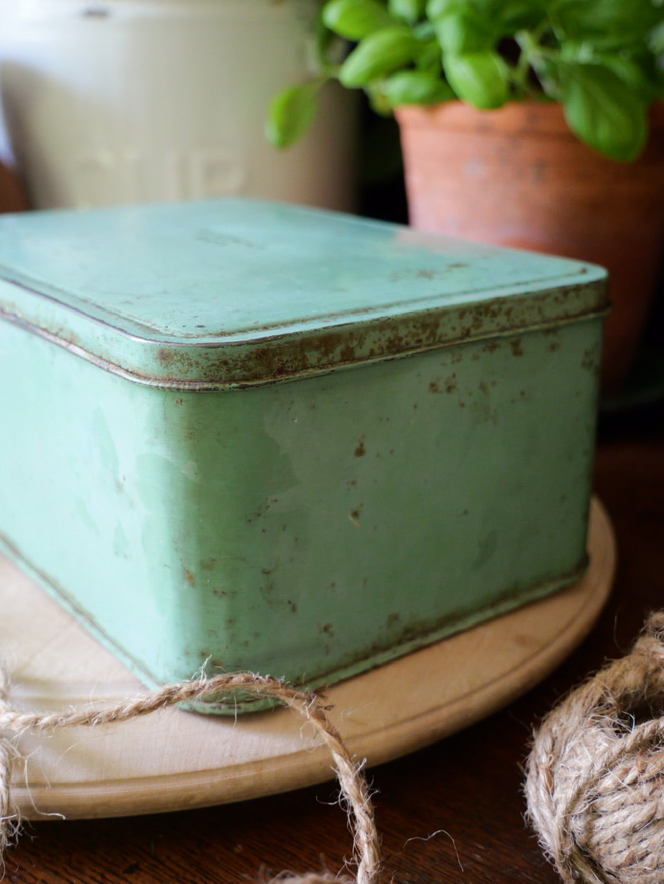 Vintage Green Metal ‘Sandwich Box’